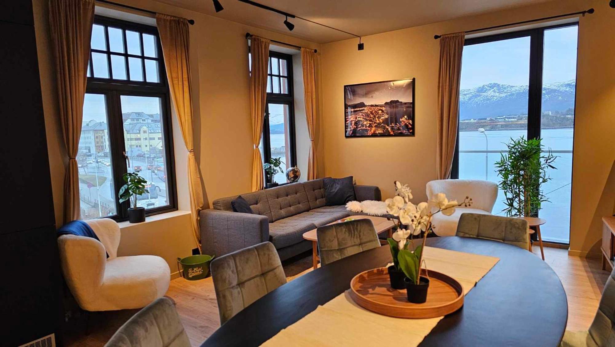 West Coast Apartments AОлесунн Экстерьер фото